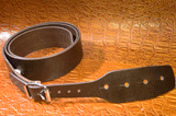 Nahkainen käsinvalmistettu kitaranhihna